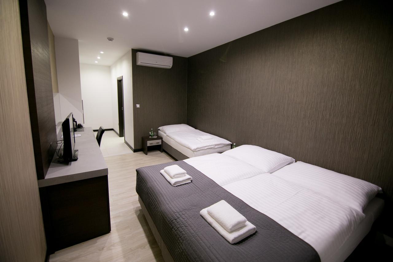 Hotel U Kostela Modřice Buitenkant foto