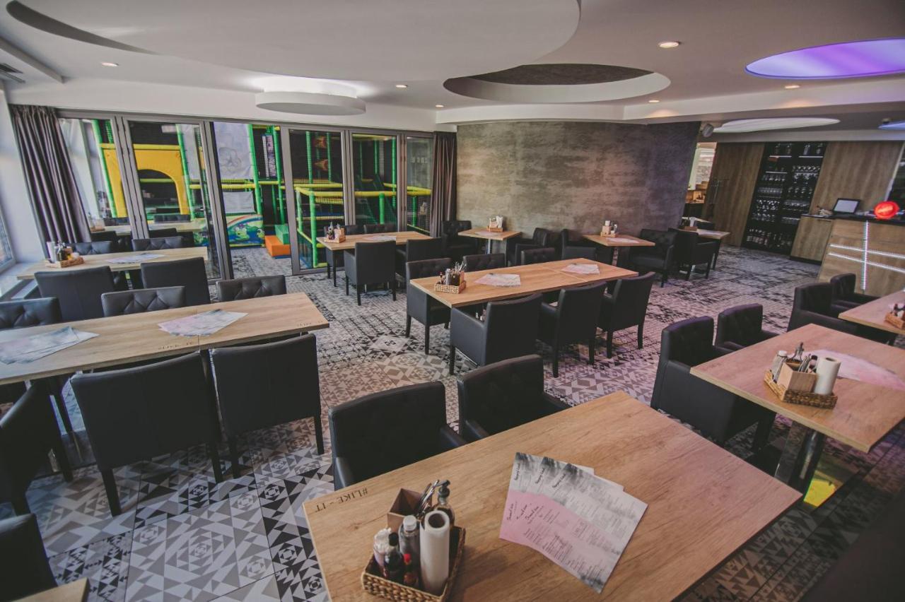 Hotel U Kostela Modřice Buitenkant foto